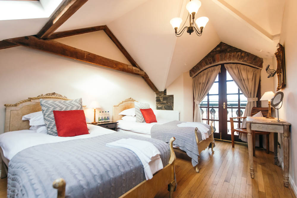 The Willows Twin Bedroom Luxury Self Catering Heritage Larchfield Estate Co Down