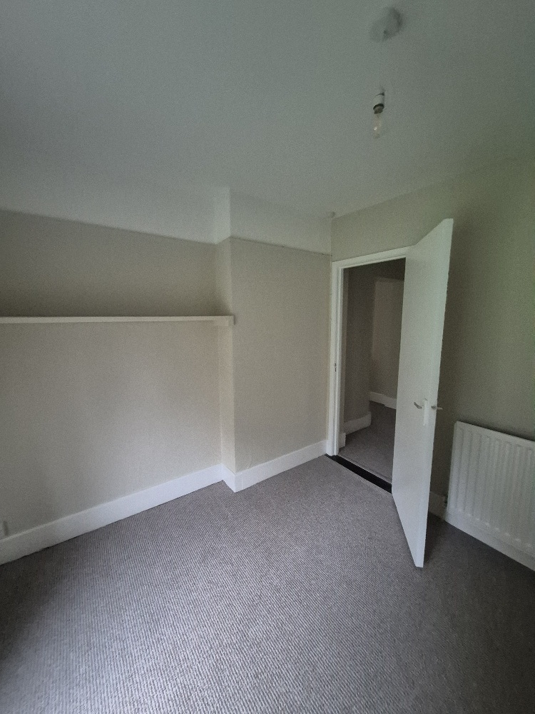 Double Bedroom 3 Gamekeepers Cottage with views over the garden